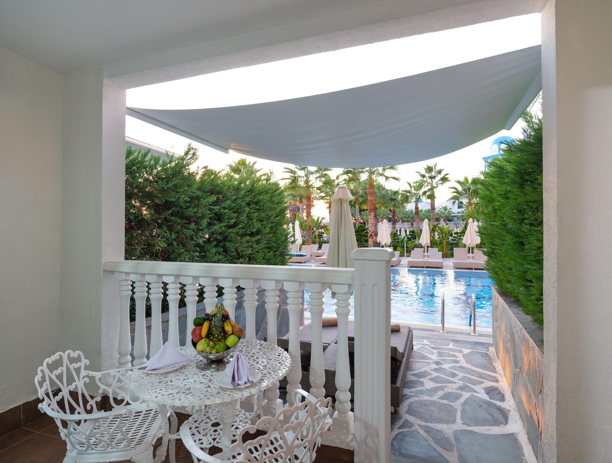 Rubi Platinum Spa Resort & Suites Авсалар Екстериор снимка