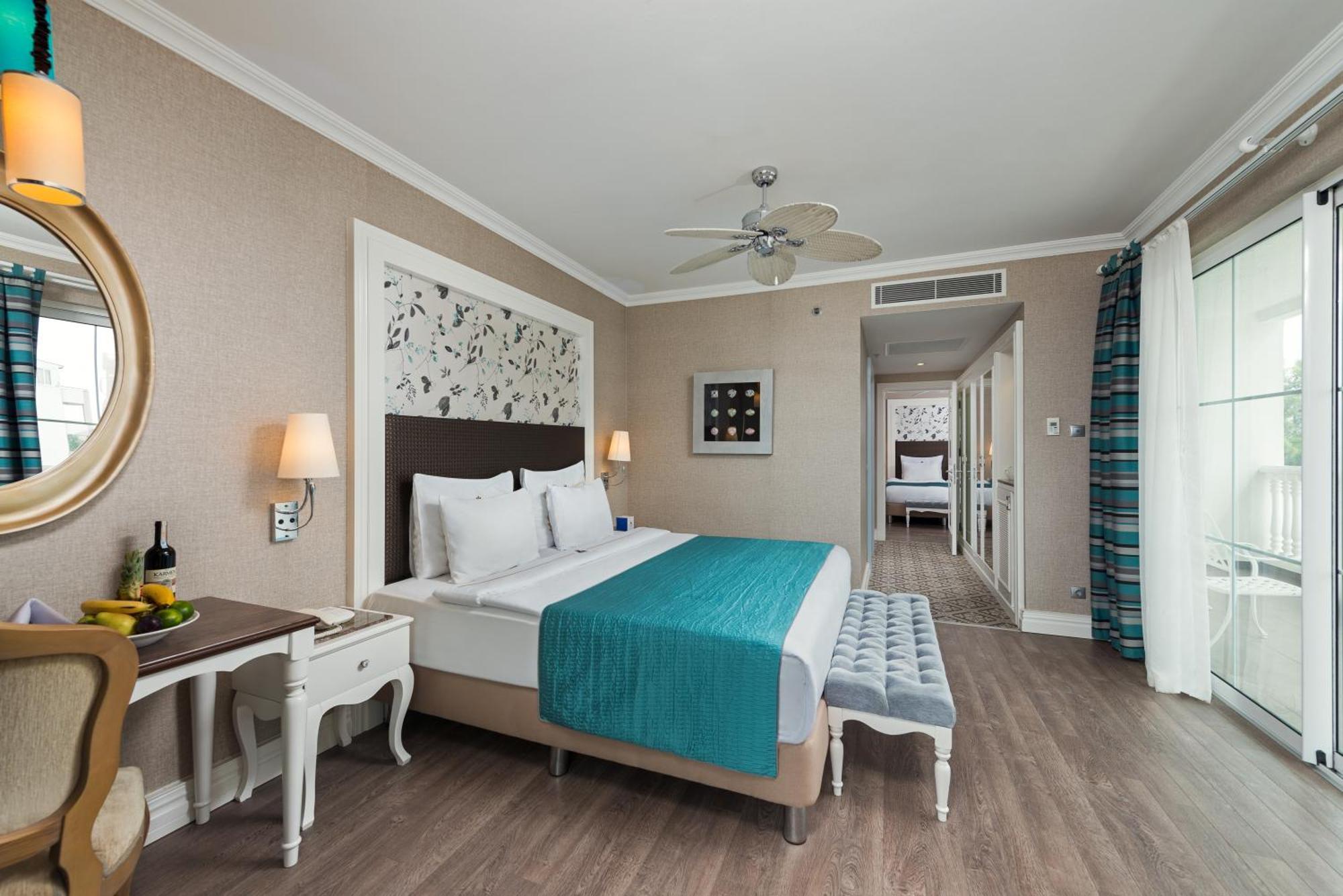 Rubi Platinum Spa Resort & Suites Авсалар Стая снимка