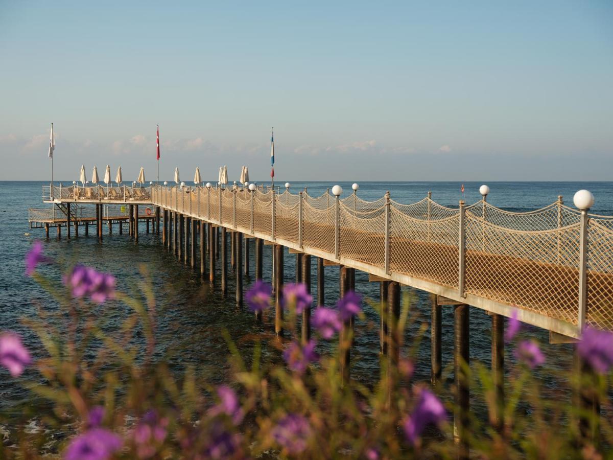 Rubi Platinum Spa Resort & Suites Авсалар Екстериор снимка